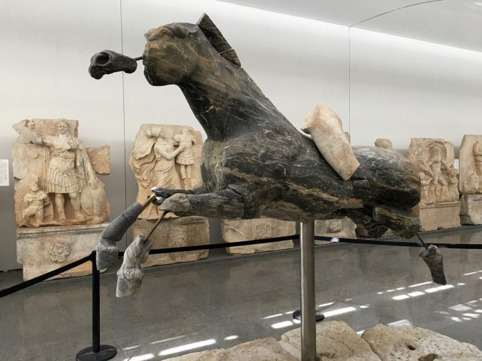 Afrodisias heykel muzesi 16 1 700x525 - Afrodisias : Yoldan Çıkartan Şehir