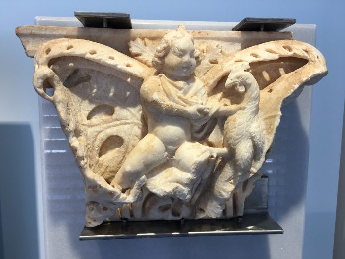 Afrodisias : Yoldan Çıkartan Şehir Afrodisias heykel muzesi 17 700x525 - Afrodisias : Yoldan Çıkartan Şehir
