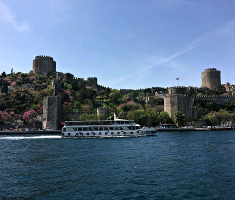 Erguvan zamani bogaz 470x400 - Erguvan Zamanı Boğaz Turu