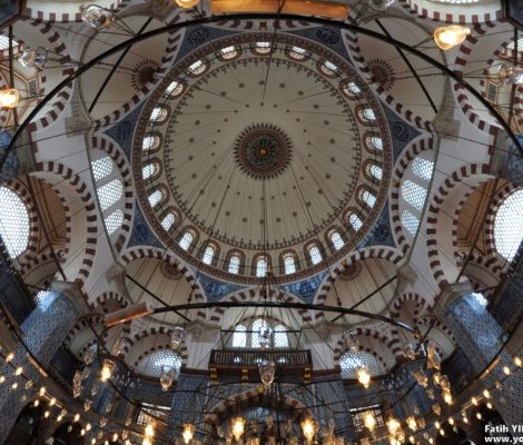Rüstem Paşa Camii'nin Çinileri Rustem Pasa Camii Kubbesi 470x400 - Rüstem Paşa Camii'nin Çinileri