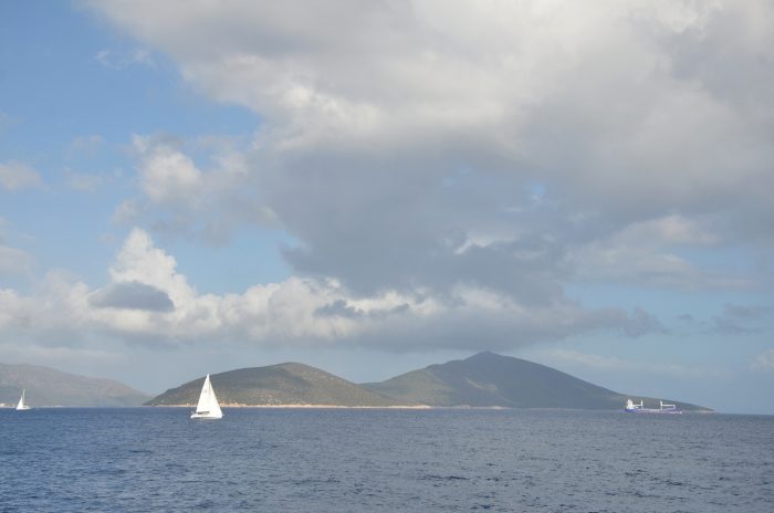 Bodrum : Mavi ile Beyazın Kol Kola Gezdiği Şehir bodrum kara ada 700x464 - Bodrum : Mavi ile Beyazın Kol Kola Gezdiği Şehir