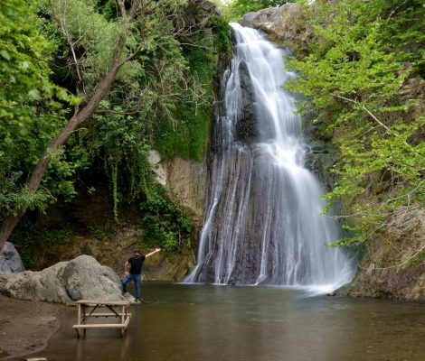 dikili asiklar selalesi nebiler 470x400 - Dikili Aşıklar Şelalesi : Vadideki Güzellik