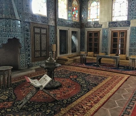 Hünkar Kasrı : Sultanların Çinilerin Arasında Bulduğu Huzur yeni cami hunkar kasri 470x400 - Hünkar Kasrı : Sultanların Çinilerin Arasında Bulduğu Huzur
