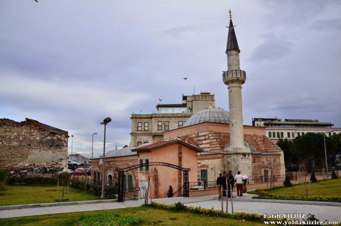 Derya Deniz İstanbul : Karaköy Unkapanı Ahi celebi Camii seyahat ya rasulallah 700x464 - Derya Deniz İstanbul : Karaköy Unkapanı