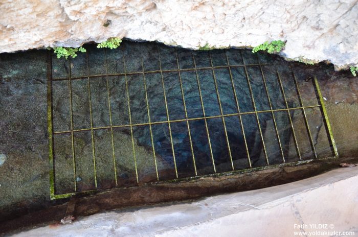 Darende : Somuncu Baba'nın Duası, Suyun Bereketi darende somuncu baba baba balıklı kuyulari 700x464 - Darende : Somuncu Baba'nın Duası, Suyun Bereketi