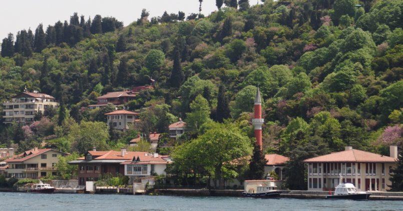 vanikoy camii bogaz 805x423 - Vaniköy Camii : Boğazda Bir Damla Huzur