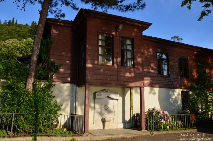 Vaniköy Camii : Boğazda Bir Damla Huzur vanikoy camii sultan mahfili 700x464 - Vaniköy Camii : Boğazda Bir Damla Huzur