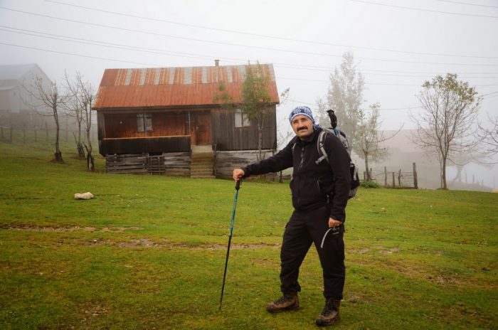 Dikmen Yaylası'ndan Çiğdem Yaylası'na Sonbahar Geçişi yoldaki izler trekking 700x464 - Dikmen Yaylası'ndan Çiğdem Yaylası'na Sonbahar Geçişi