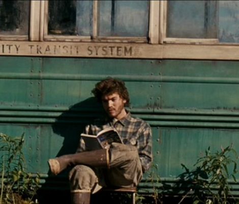 Christopher McCandless 470x400 - Into The Wild : Yolda Geçen Doğada Biten Bir Hayat