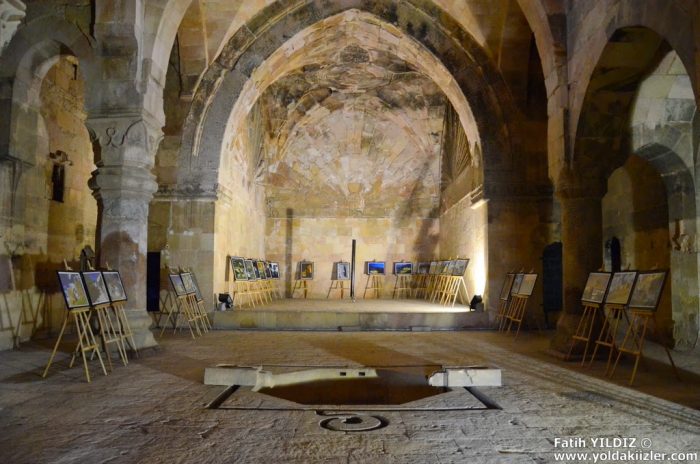 FTH 6444 700x464 - Divriği Ulu Camii : Anadolu'nun El-Hamrası