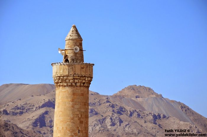 Sivas Divrigi Ulu Camii Minaresi Mimar Sinan 700x464 - Divriği Ulu Camii : Anadolu'nun El-Hamrası