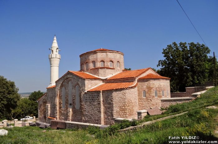 Vize : Trakya'nın Efes'i Gazi Suleymanpasa Camii Kucuk Ayasofya Kilisesi 700x465 - Vize : Trakya'nın Efes'i