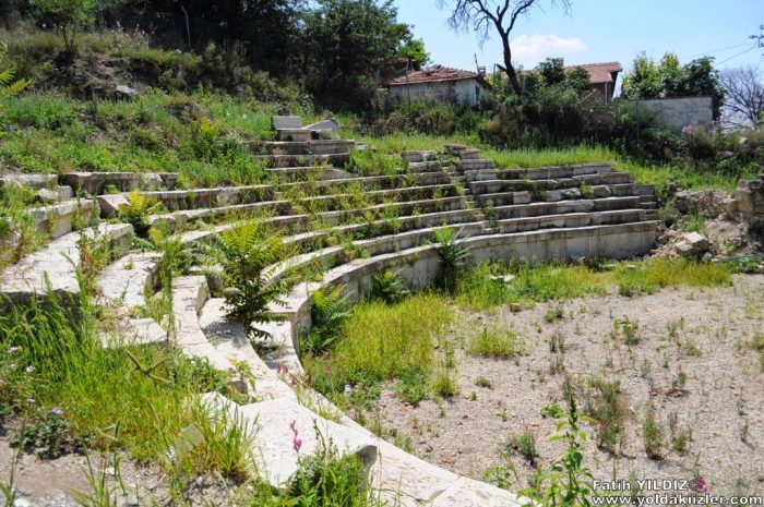 Vize Antik Tiyatro 700x465 - Vize : Trakya'nın Efes'i